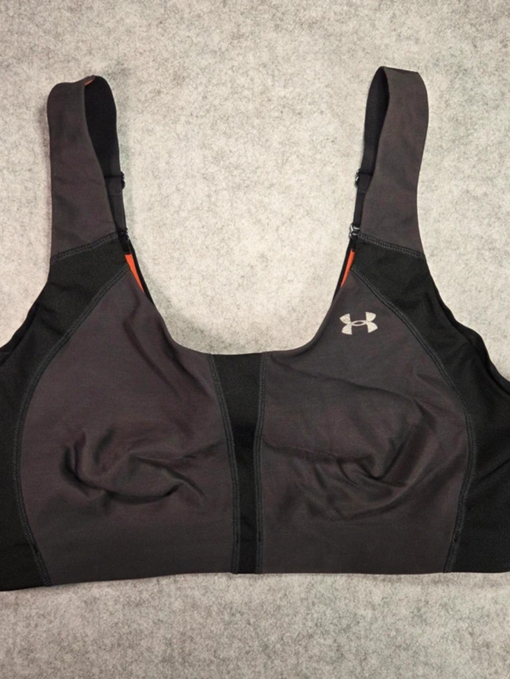 Under Armour Women's HeatGear Black Orange Sports Bra Adjustable Straps - 38D
